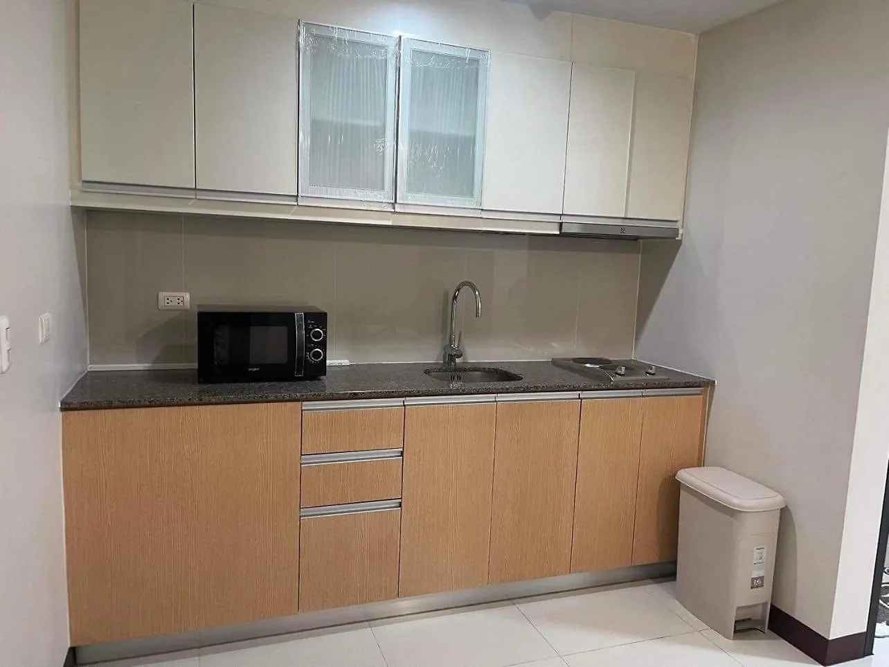 Casa Aremji Apartment Manila